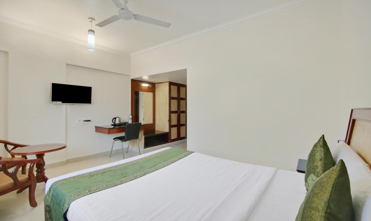 Treebo Trend President Suites Bangalore Exterior foto